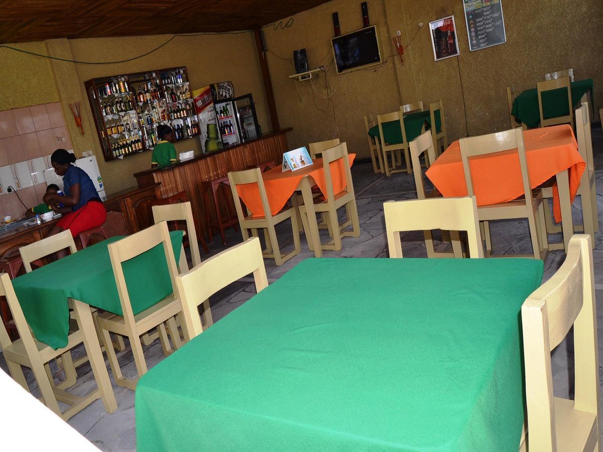 The Happy Hour Bed & Breakfast Kigali Exterior photo